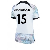 Fotbalové Dres Liverpool Chamberlain #15 Dámské Venkovní 2022-23 Krátký Rukáv
